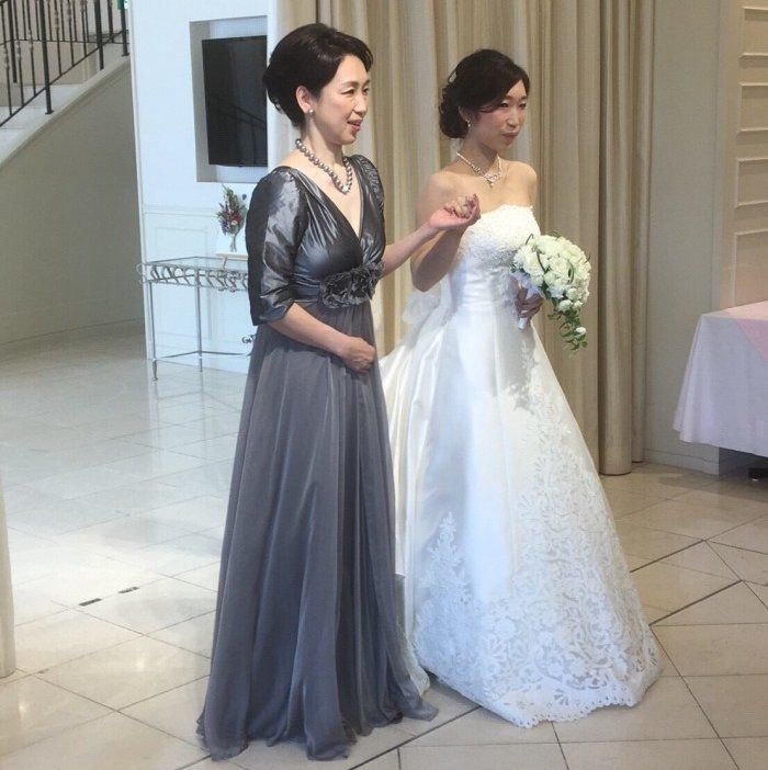実際の結婚式 母親 フォーマルドレスL070グレーエンパイア